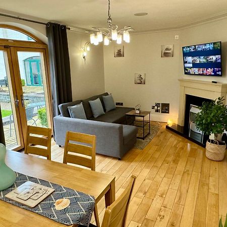 3 Castle Hume Court Holiday House Enniskillen Ngoại thất bức ảnh