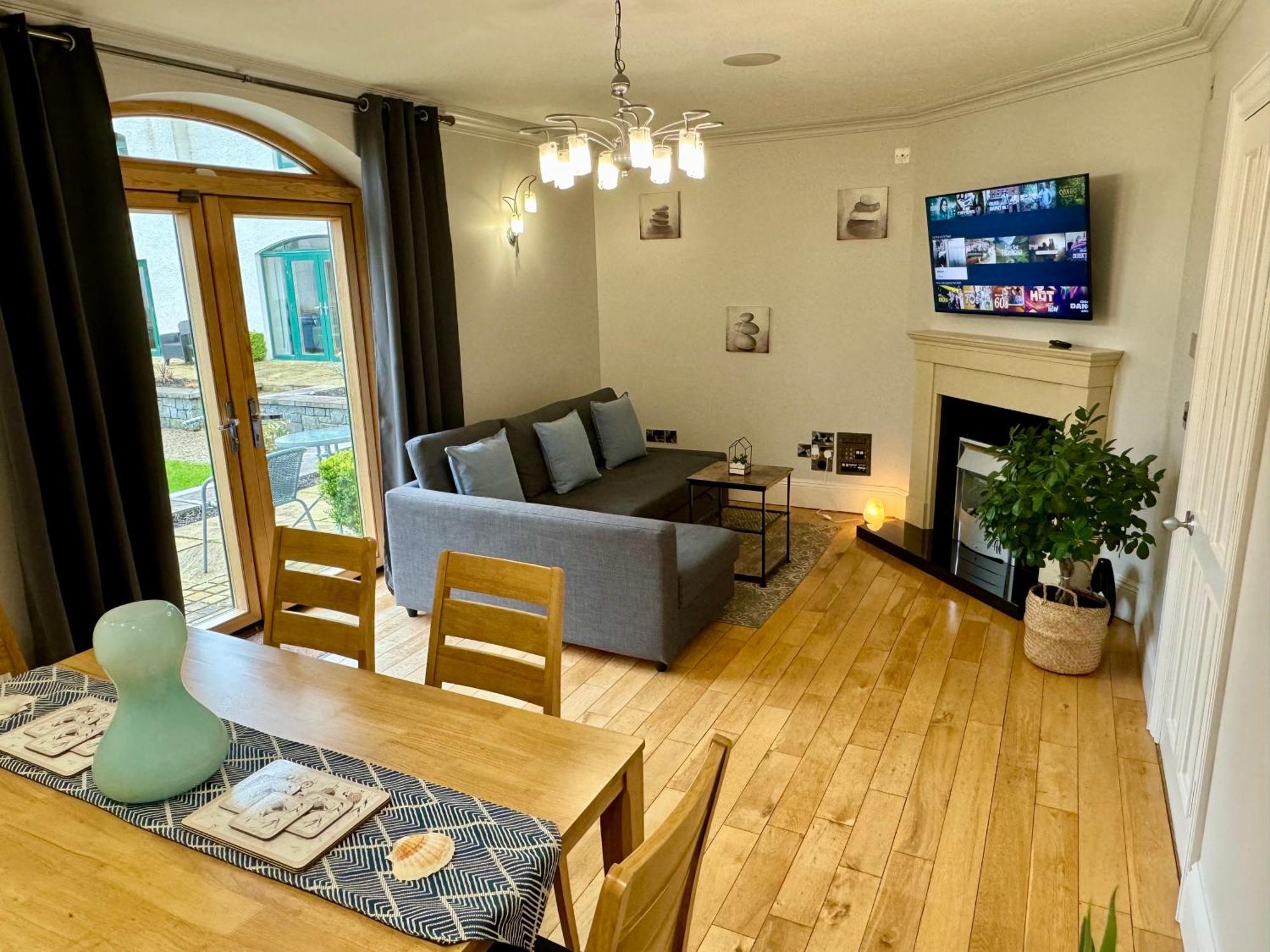 3 Castle Hume Court Holiday House Enniskillen Ngoại thất bức ảnh